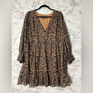 Lulu's Leopard Print Long Sleeve Dress Sz L EUC. 
37